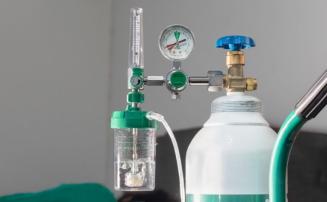 Homem é preso após desligar aparelho de oxigênio da própria mãe na Grande BH