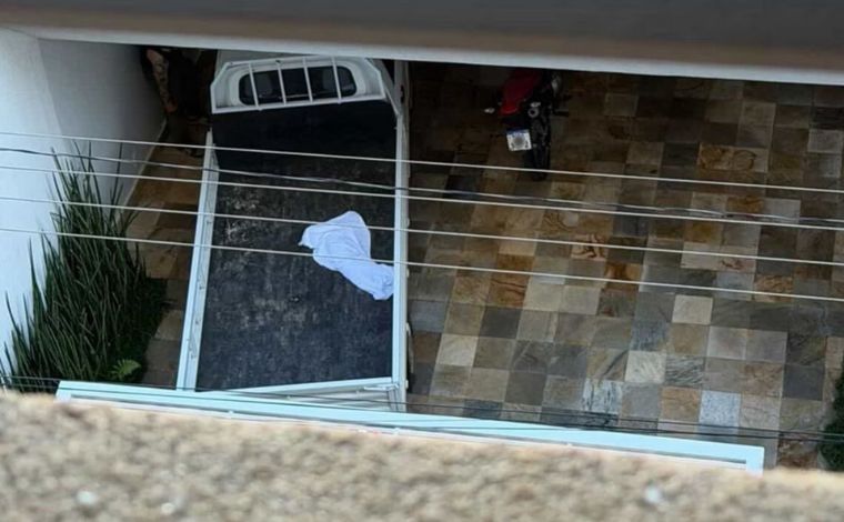 Homem mata cachorro a tiros e é preso com 10 armas de fogo em Pará de Minas