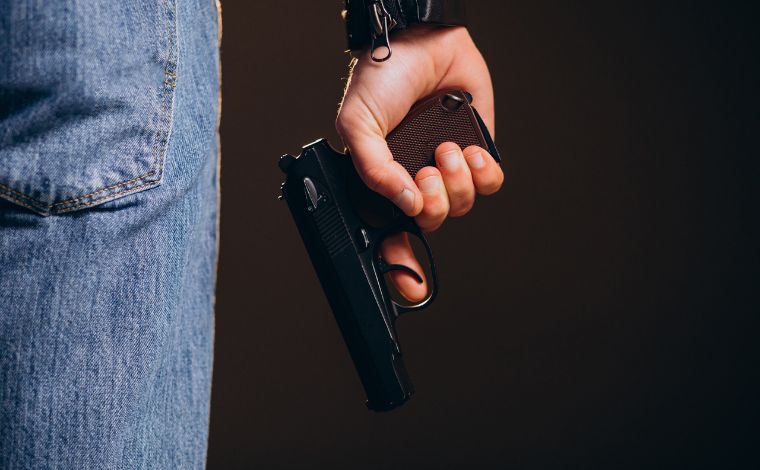 Homem é baleado por cunhado após desentendimento no bairro das Indústrias II, em Sete Lagoas