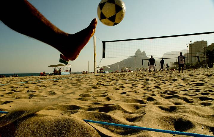 Parque Náutico da Boa Vista terá aulas gratuitas de futevôlei