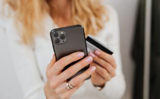 Mulher é vítima de estelionato após contato com falso suporte de internet em Sete Lagoas