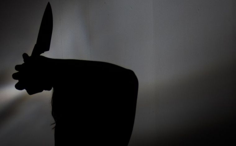 Homem ataca pai com 7 facadas após vender moto que ganhou de presente na Grande BH