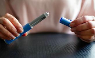 Anvisa proíbe canetas emagrecedoras irregulares no Brasil