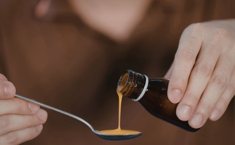 Anvisa determina retirada de substância usada em xaropes para tosse por risco de arritmia grave