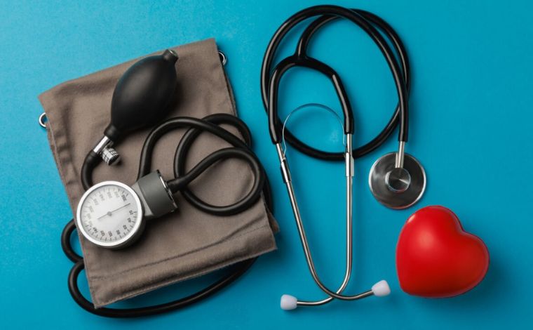 Foto: Shutterstock - Algumas doenÃ§as ainda sÃ£o associadas a pÃºblicos especÃ­ficos, o que faz muitas pessoas negligenciarem o acompanhamento da prÃ³pria saÃºde por acreditarem estar fora do grupo de risco