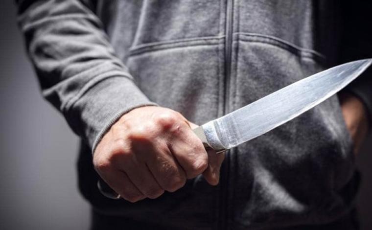 Filho mata pai a facadas ao tentar defender mãe de agressões na Grande BH