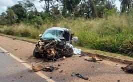 Motorista morre após invadir a contramão em curva e bater em carreta na BR-040
