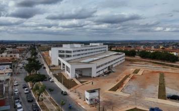 Hospital Regional de Sete Lagoas será entregue no dia 3 de junho com custeio garantido pelo Estado