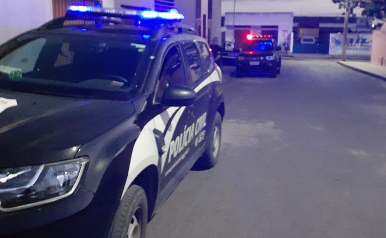 Foto: DivulgaÃ§Ã£o/PCMG - Os policiais identificaram a placa do veÃ­culo utilizado na aÃ§Ã£o e, apÃ³s anÃ¡lise de imagens de cÃ¢meras de monitoramento, constataram a participaÃ§Ã£o de trÃªs suspeitos no roubo