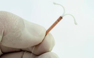 Sete Lagoas amplia acesso ao DIU hormonal para mulheres com endometriose