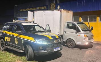 PRF recupera caminhonete furtada e prende motorista durante operação na BR-040 em Sete Lagoas