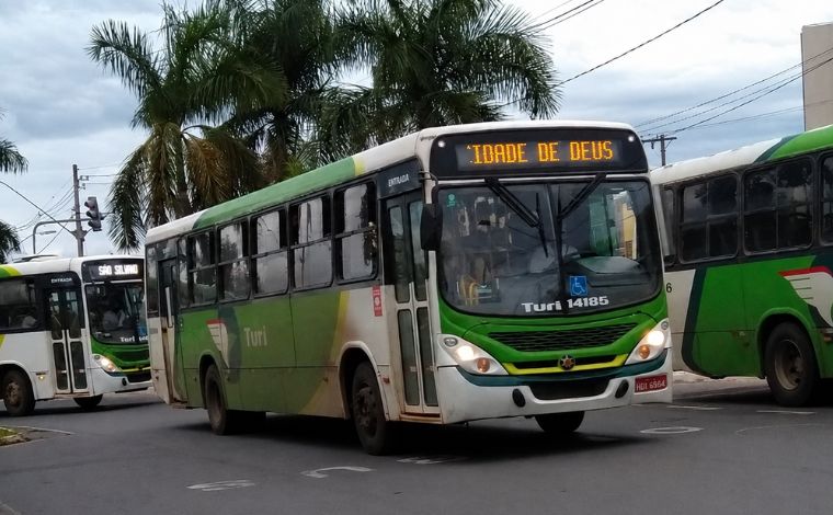 Foto: Diemerson Geraldo - A decisÃ£o foi consolidada durante assembleia realizada na noite desta segunda-feira (15), quando os funcionÃ¡rios aprovaram a proposta apresentada pela Prefeitura, encerrando a paralisaÃ§Ã£o que afetou o serviÃ§o nos Ãºltimos 7 dias