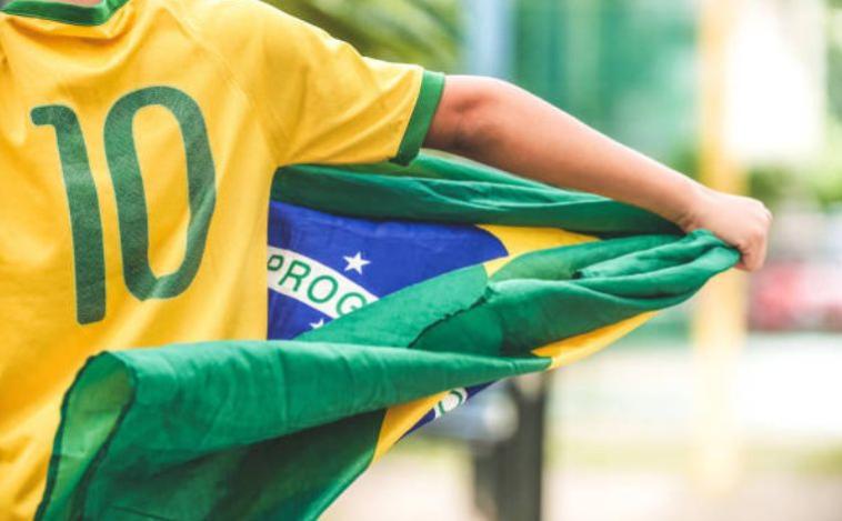 Prefeitura de Sete Lagoas terá expediente até 12h na segunda-feira por jogo do Brasil