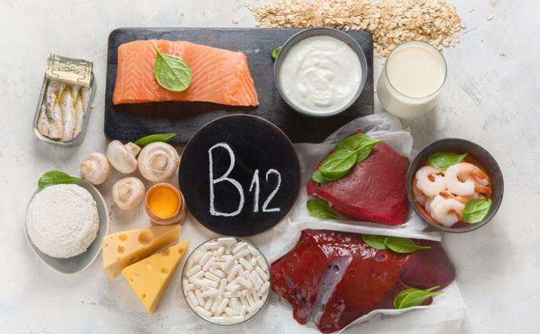 Deficiência de vitamina B12: conheça 6 sintomas e veja como é feito o tratamento