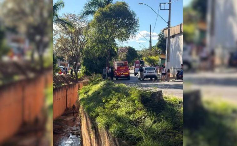 Idoso morre após cair com bicicleta motorizada em córrego de Caetanópolis