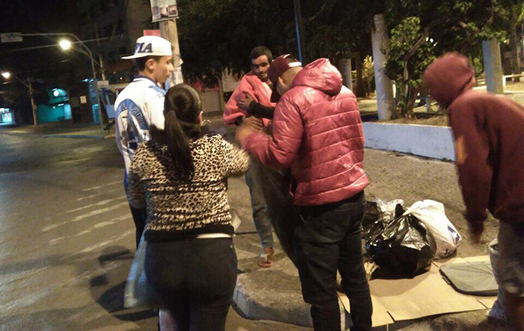 Máfia Azul de Sete Lagoas realiza campanha para recolher agasalhos