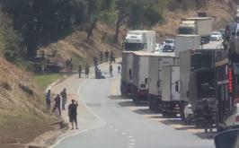 Motociclista morre após furar blitz, atropelar policial e ser atingido por caminhão na BR-116, em MG