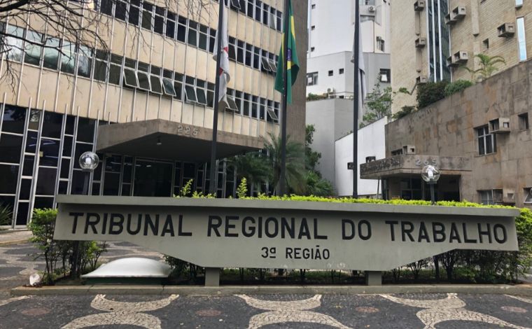 Foto: ReproduÃ§Ã£o -  O ex-funcionÃ¡rio havia retornado ao trabalho apÃ³s ser colocado em liberdade, mas foi dispensado pela empresa. Ele acionou a JustiÃ§a alegando ter sofrido discriminaÃ§Ã£o e estigmatizaÃ§Ã£o por ter passado pelo sistema prisional