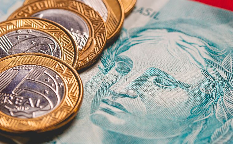 Foto: Getty Images - AlÃ©m dos trabalhadores informais, o pacote inclui uma linha voltada a estudantes e ex-estudantes adimplentes do Fundo de Financiamento Estudantil (Fies) e medidas para trabalhadores com carteira assinada