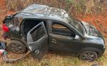 Idosa fica ferida após carro ser atingido por caminhão na MG-231, em Paraopeba