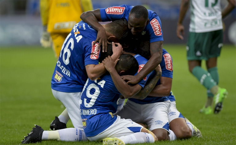 Cruzeiro reage e vence Palmeiras pelo Brasileiro no Mineirão