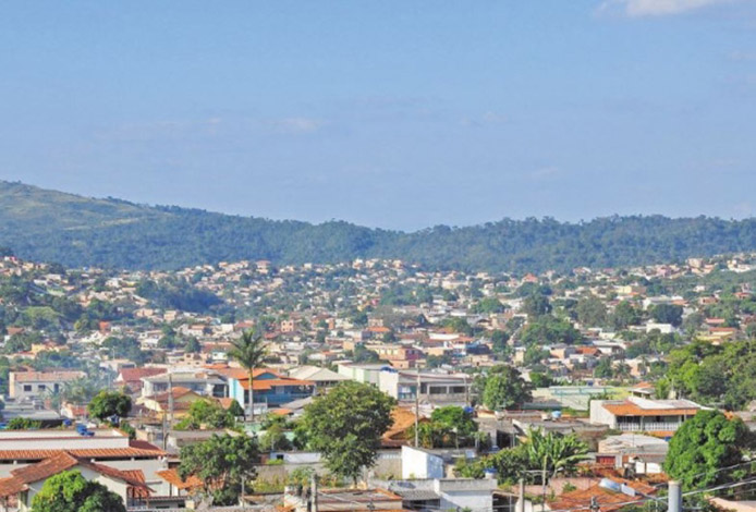 Cabeça humana é encontrada em decomposição em Ribeirão das Neves