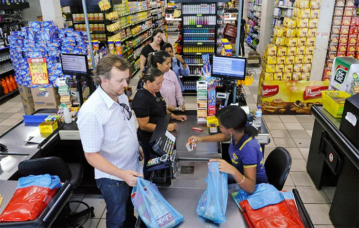  Temer assina decreto que reconhece supermercados como atividade essencial