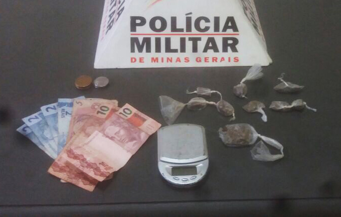 Jovem é presa por tráfico de drogas em Caetanópolis