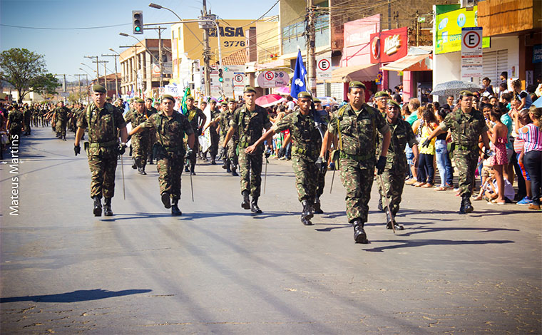 Sete Lagoas promove desfile cívico no Dia da Independência