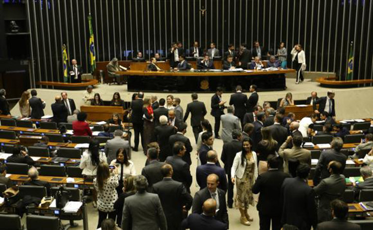 Câmara dos Deputados aprova fim das coligações para 2020