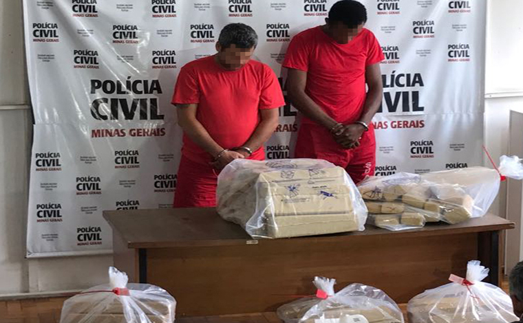 Polícia Civil apreende grande quantidade de maconha e prende traficantes