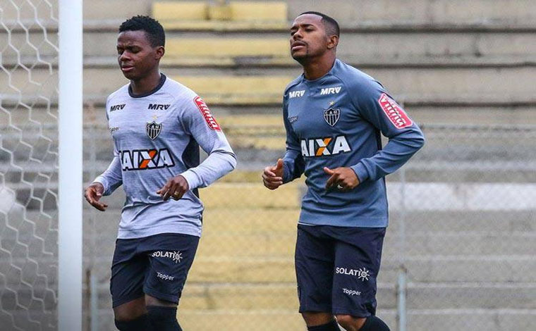 Galo permanece no Paraná em preparação para a final da Primeira Liga