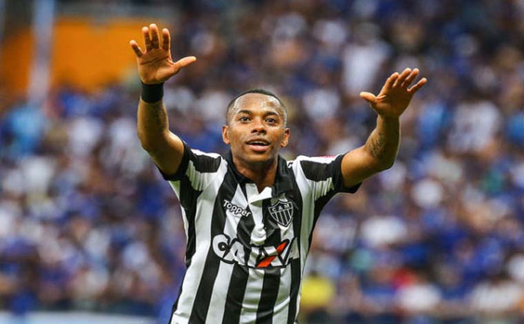 Robinho decide e Galo canta no terreiro da Raposa