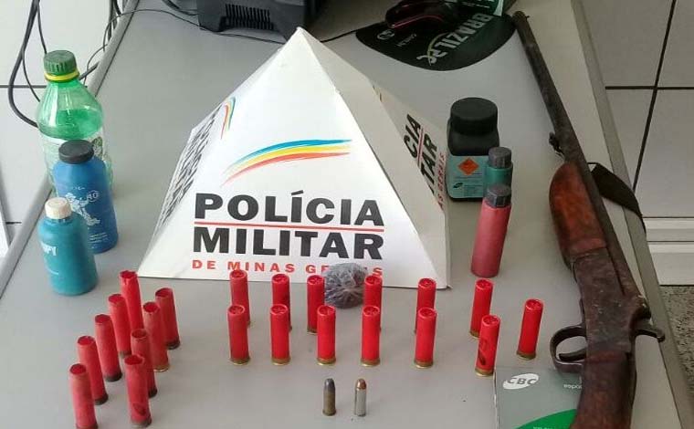 Giro Policial – Autores são presos por porte ilegal de armas e drogas