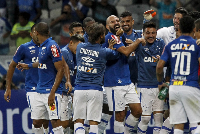 Galo e Raposa avançam às quartas de final da Copa do Brasil