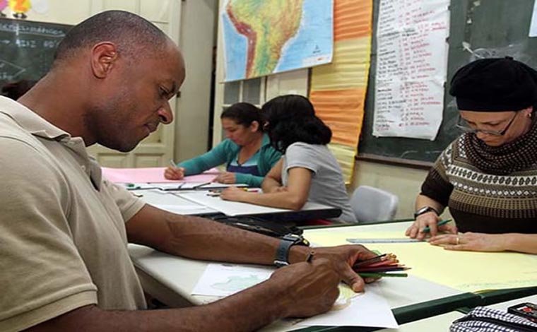 Consulta aos locais de prova do Encceja está disponível na internet