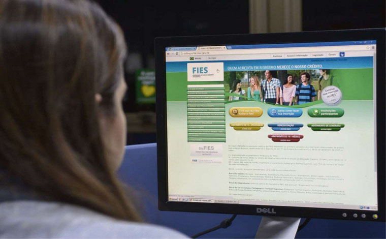 Prazo para renovação do contrato do FIES termina nesta quinta-feira