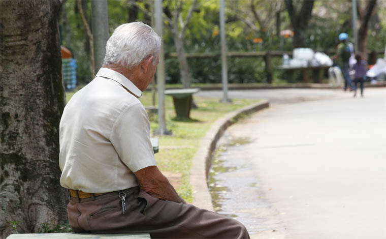 Expectativa de vida do brasileiro é de 75 anos e oito meses, segundo o IBGE