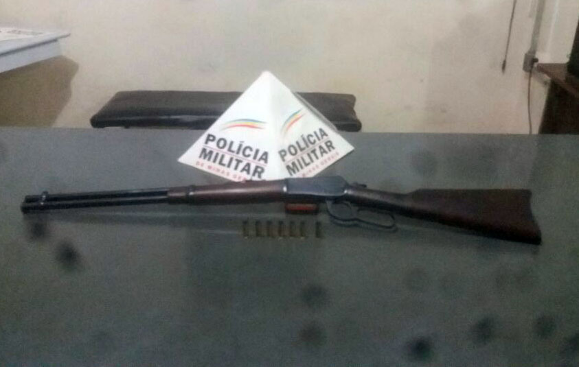 Idosa de 74 anos é presa em Paraopeba por porte ilegal de arma de fogo