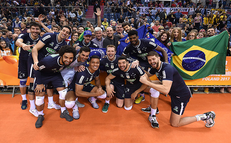 Sada Cruzeiro encerra participação no Mundial com vitória sobre donos da casa