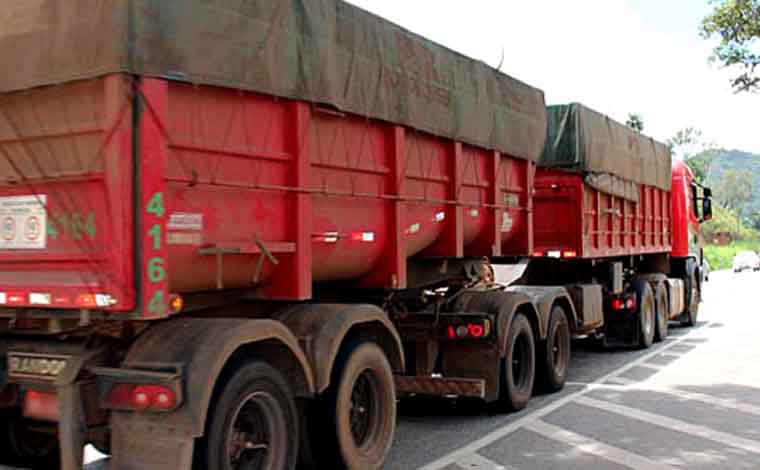 Rodovias mineiras têm restrições de tráfego para veículos de grande porte