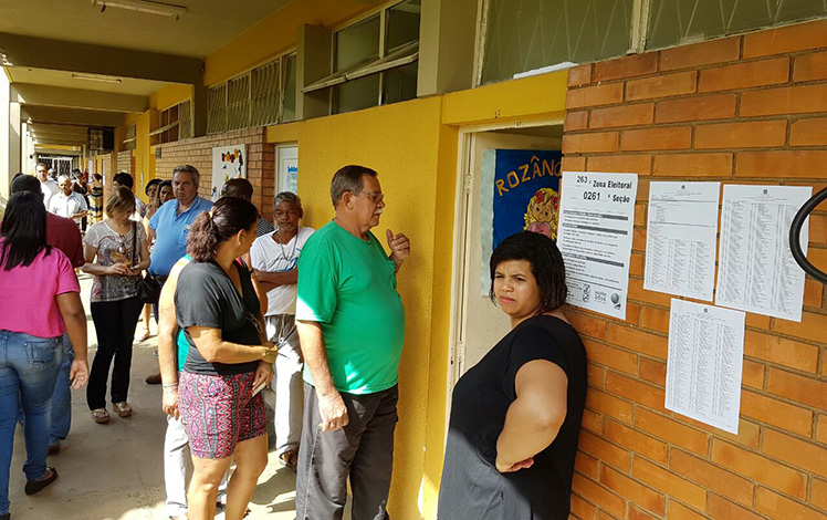 Votação seguiu tranquila pela manhã em Sete Lagoas