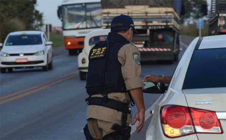 PRF incia operação Carnaval nesta sexta-feira em rodovias de todo o país