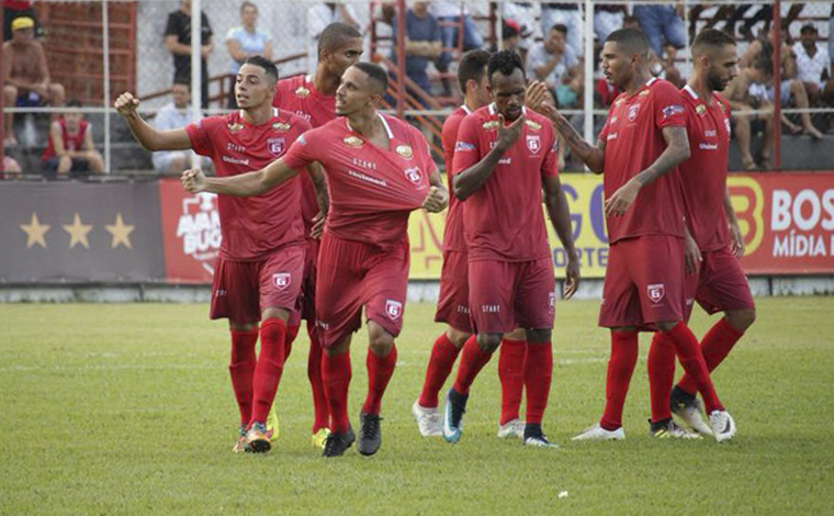 Democrata leva golpe duro e segue na laterna do Módulo II do Mineiro