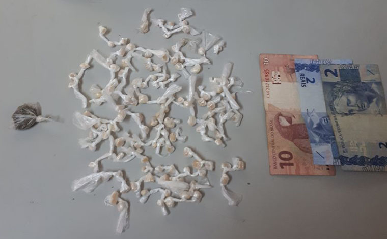 Menor é aprendido com mais de 100 pedras de crack em Pedro Leopoldo