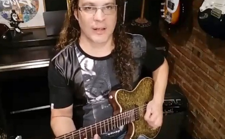 Foto: YouTube - Projeto iniciado na Ãºltima semana terÃ¡ gravaÃ§Ãµes de dicas e informaÃ§Ãµes relacionadas ao mundo dos guitarristas todas as segundas-feiras, no Seven Lakes Barber Shop