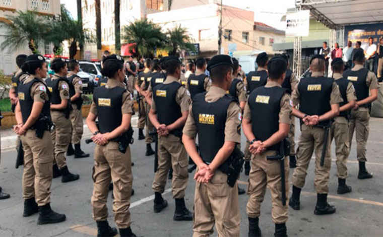 Foto: Ronaldo AraÃºjo - Comando da corporaÃ§Ã£o apresentou 40 novos policiais que integrarÃ£o a 11Âª Companhia Independente, com 26 militares ficando em uma cidade e 14 na outra