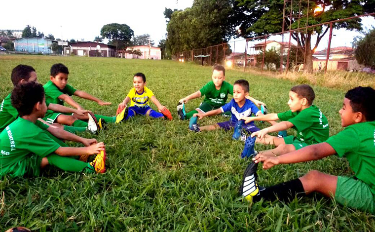 Foto: DivulgaÃ§Ã£o - SÃ£o dez nÃºcleos espalhados pela cidade que oferecem aulas de vÃ¡rias modalidades esportivas, mÃºsica, circo, artesanato, danÃ§a, entre outros