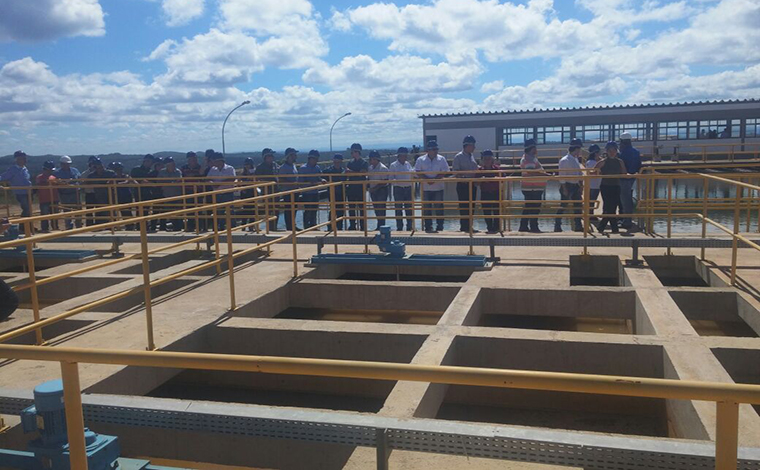 Foto: Ana AmÃ©lia Maciel - Acompanhados de tÃ©cnicos e gestores do Saae, membros do Executivo e vereadores foram Ã s unidades de Ã¡gua e esgoto para verificar os trabalhos de correÃ§Ã£o e melhorias feitas no sistemas que atendem Sete Lagoas