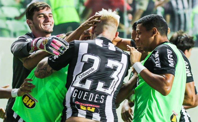 Foto: CAM - Jogando no IndependÃªncia, time alcanÃ§ou a vitÃ³ria com gol no final e ainda teve um tento mal anulado pela arbitragem